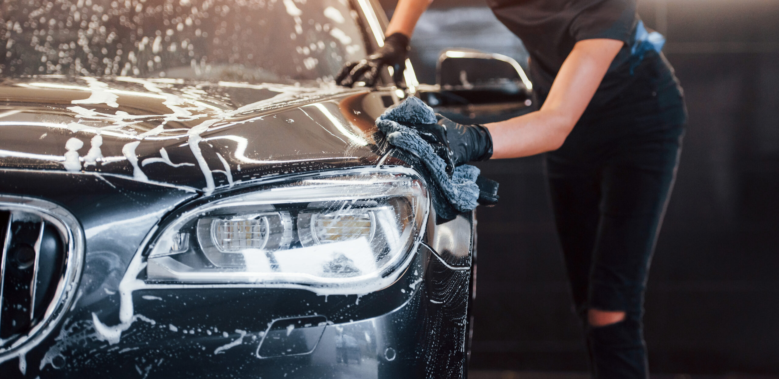 Gio's exterior detailing